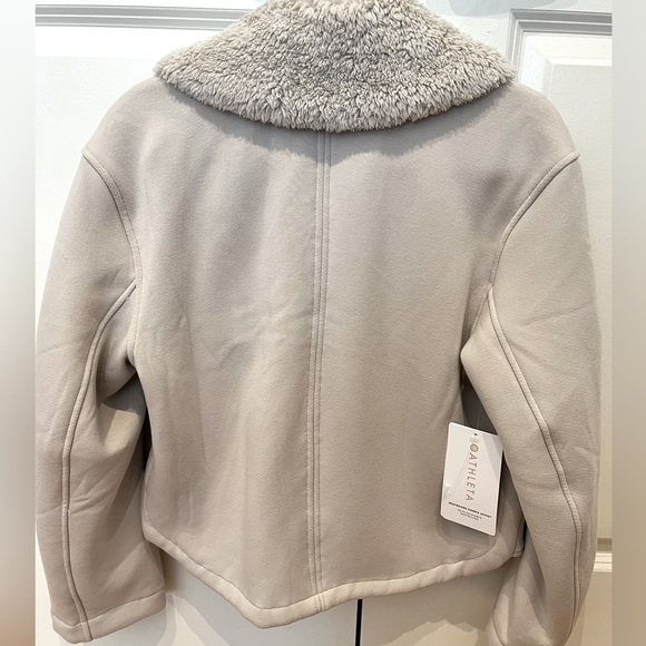 Athleta Westbound Sherpa Jacket. NWT. Color: Abalone Grey. Size: XS. - Picture 4 of 9